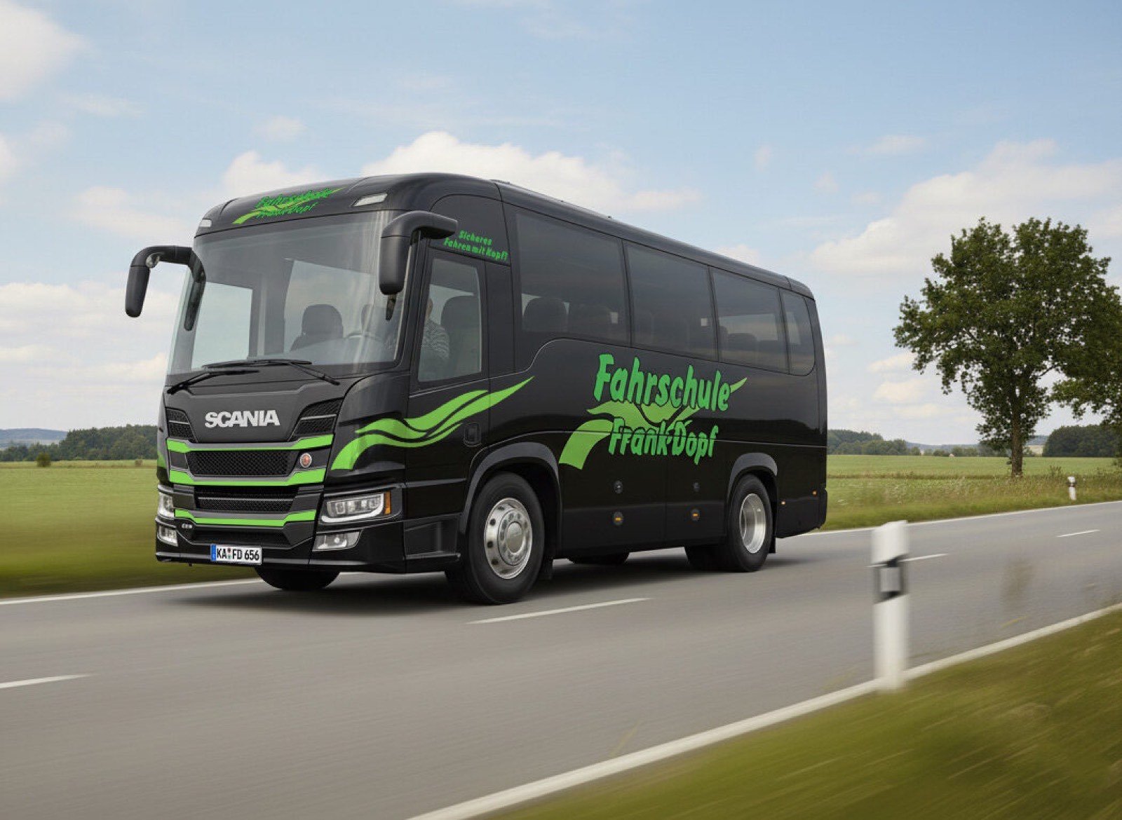 Scania Bus der Busfahrschule Frank Dopf